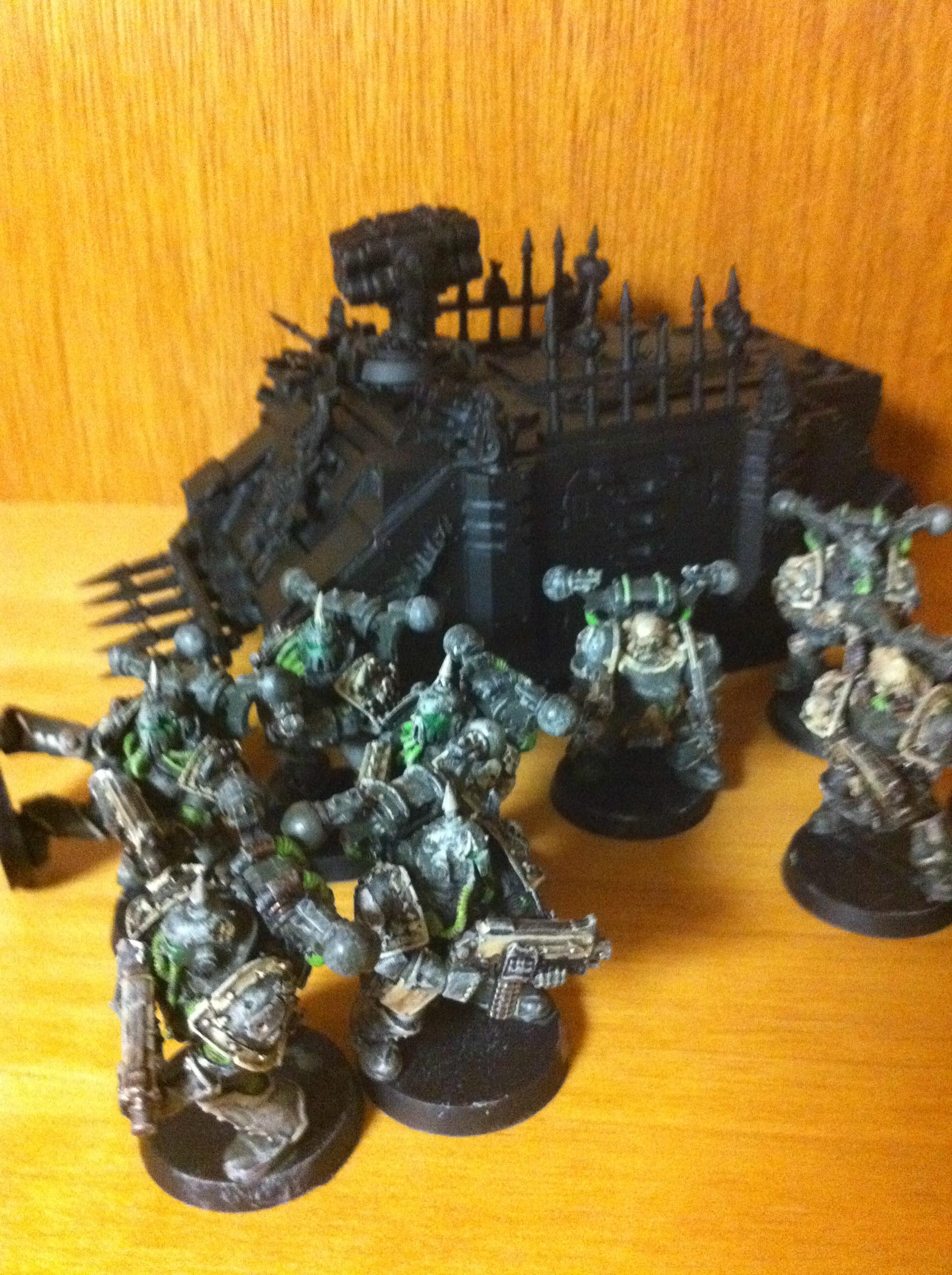 group shot of some models group shot of some